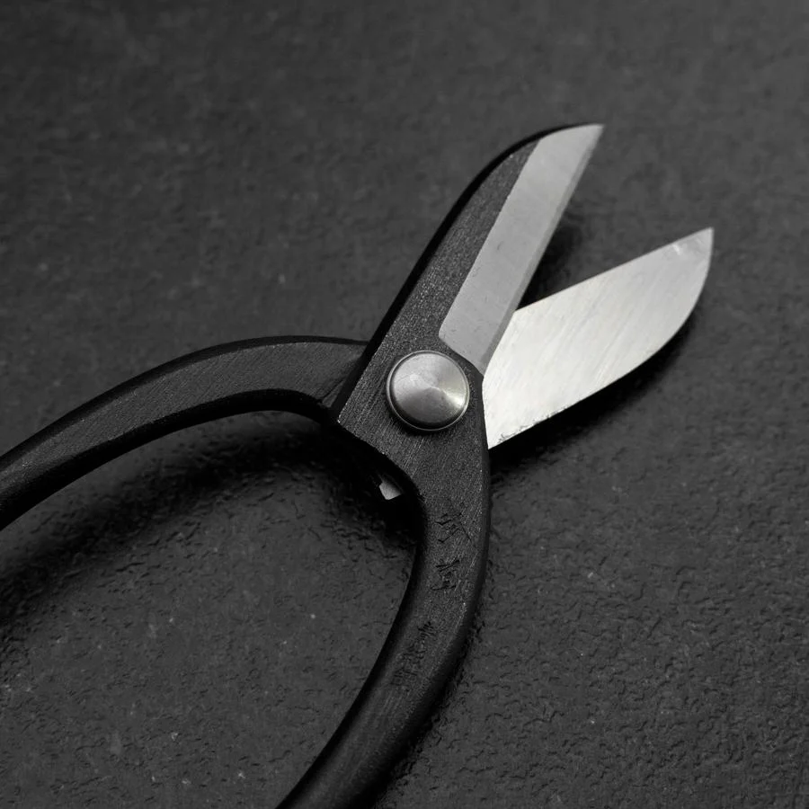 Black Musashi Blumenschere Blue Steel #2 geschmiedeter Undercut-Griff 165mm - Image 4