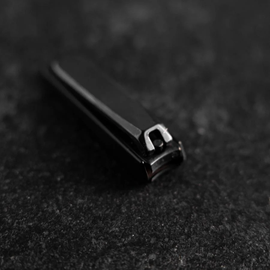 Schwarzer Nagelknipser - Image 2