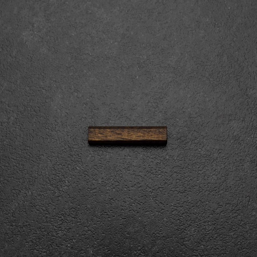 Stäbchenhalter aus Holz mit Muschelinlay – Sakura Braun - Image 3
