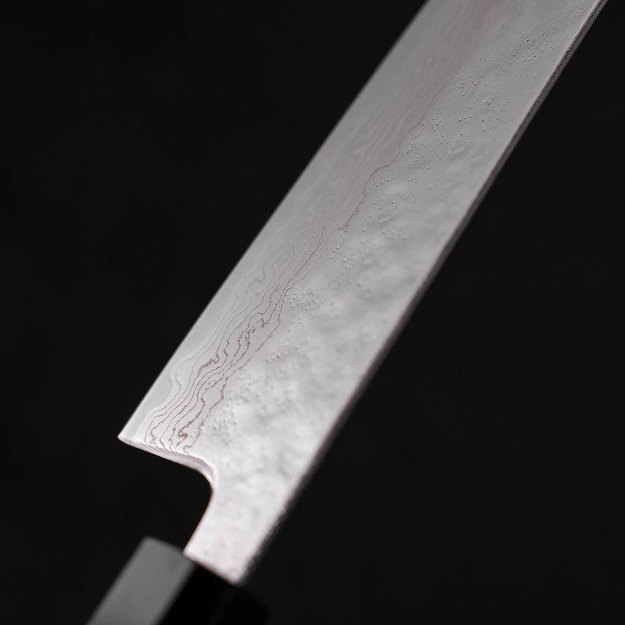 Gyuto AUS-10 Kagami Tsuchime Damast Büffelhorn und Teakholz Griff 210mm - Image 3