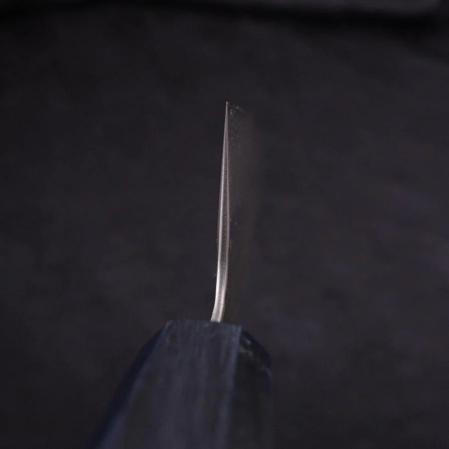 Gyuto AUS-10 Tsuchime Damast Dunkelblauer Urushi Griff 210mm - Image 4