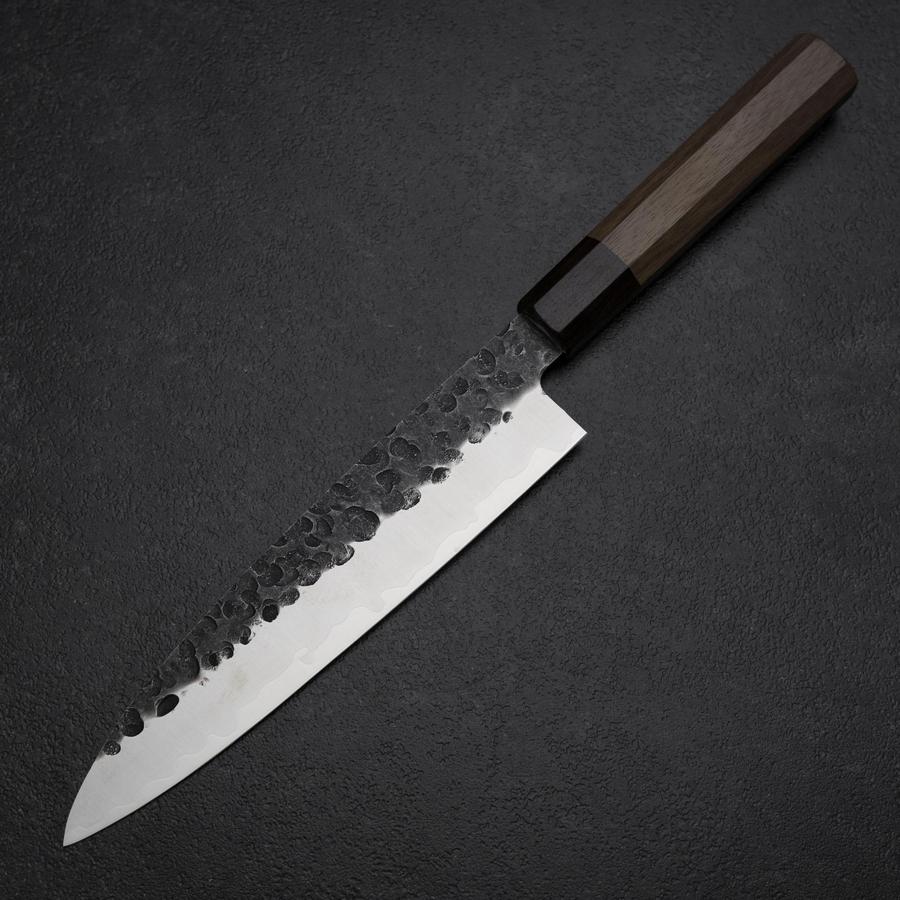 Gyuto AUS-8 Kurouchi Tsuchime Walnuss- und Rosenholz Griff 200mm - Image 2