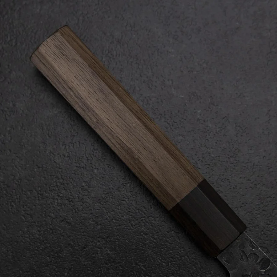 Gyuto AUS-8 Kurouchi Tsuchime Walnuss- und Rosenholz Griff 200mm - Image 6