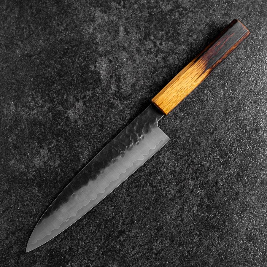 Gyuto AUS-8 Kurouchi Tsuchime Yaki Urushi Griff 200mm - Image 2