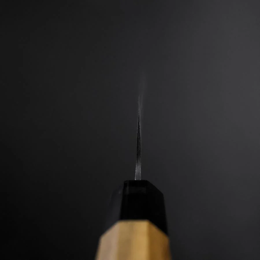 Gyuto Blue Steel #1 Kurouchi Edelstahlummantelung Walnussholz Griff 210mm - Image 4