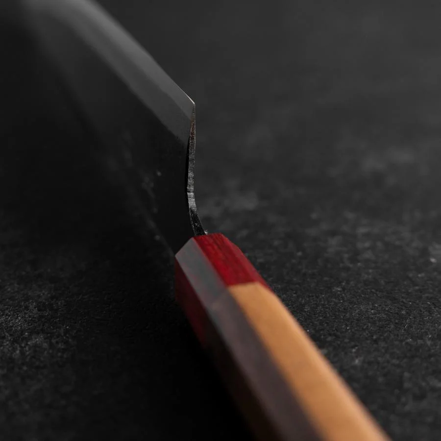 Gyuto Blue Steel #1 Kurouchi Roter Walnussholz Griff 240mm - Image 4