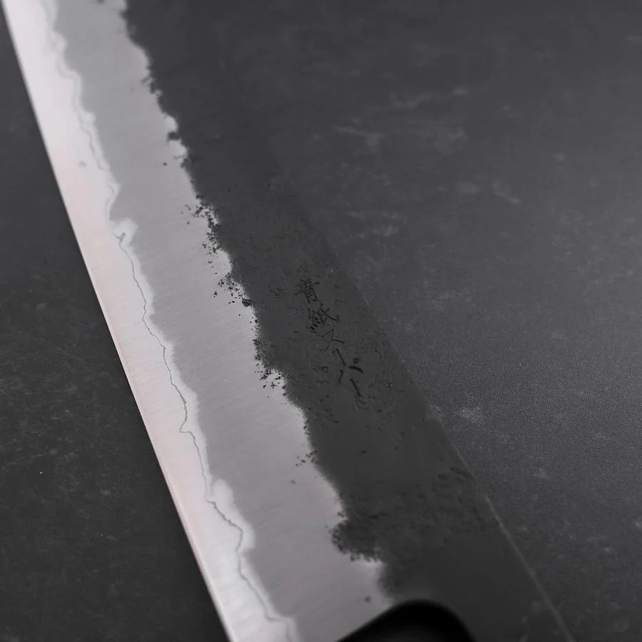 Gyuto Aogami Super Edelstahlummantelung Kurouchi Nashiji Grüner Urushi Griff 240mm - Image 3