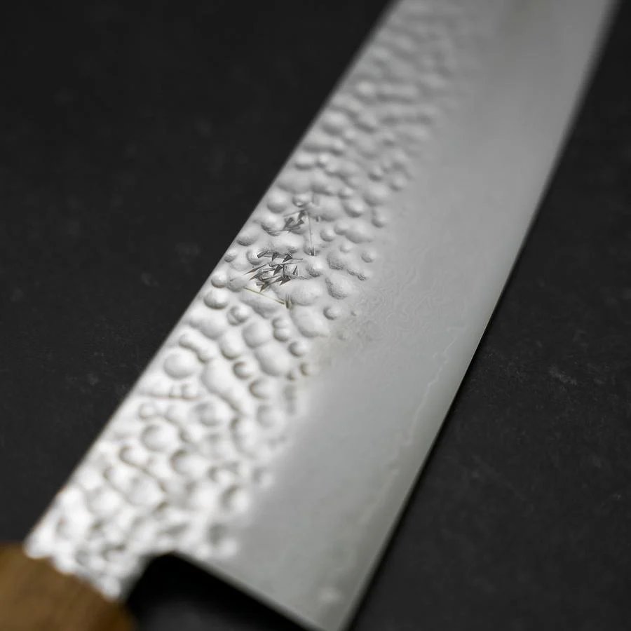 Gyuto VG-10 Tsuchime Damast Yaki Urushi Griff 210mm - Image 3