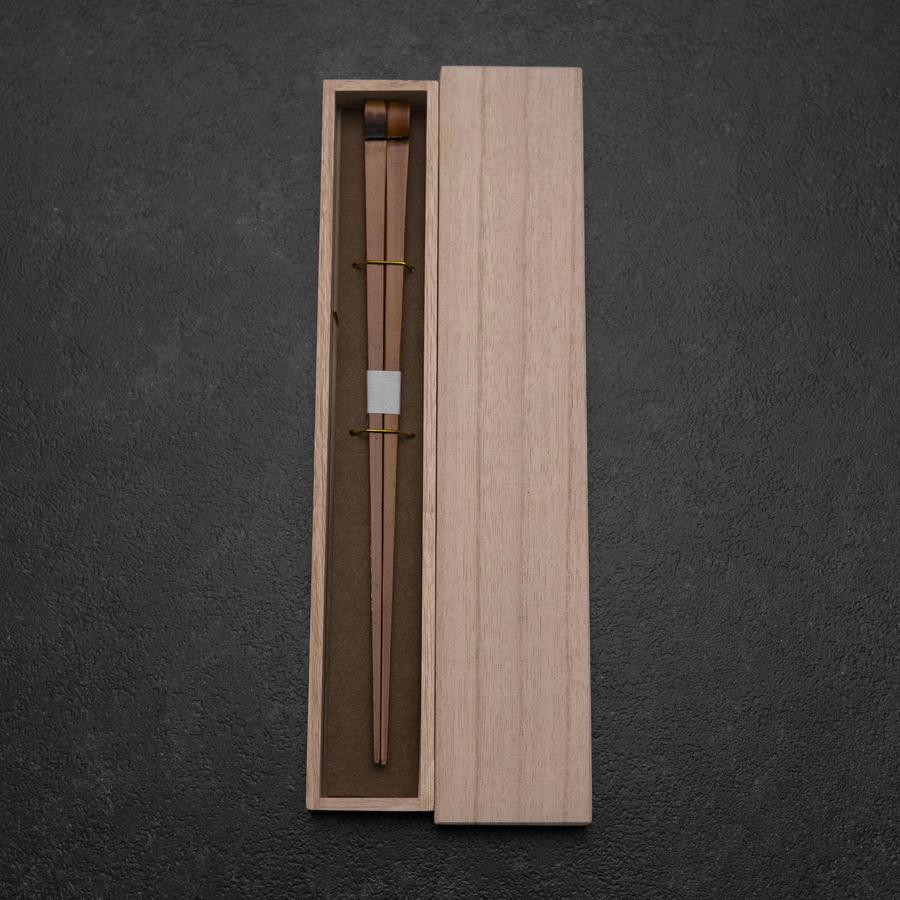Kagoshima Bambus Braune Essstäbchen 230mm mit Paulownia-Holzbox