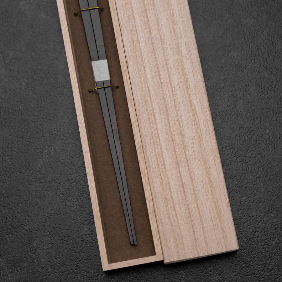 Kagoshima Bambus Schwarze Essstäbchen 230mm mit Paulownia-Holzbox - Image 2