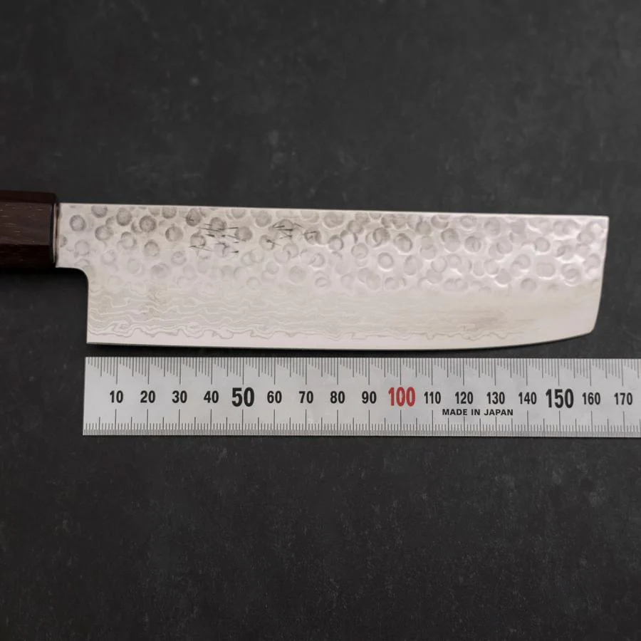 Nakiri AUS-10 Tsuchime Damast Rosenholz und Walnussholz Griff 165mm - Image 7