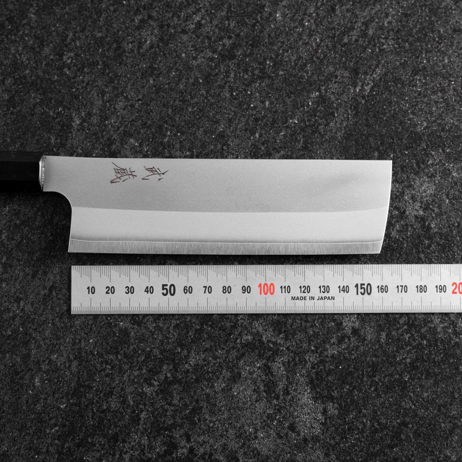 Nakiri Silver Steel #3 Kasumi Büffelhorn und Walnussholz Griff 165mm - Image 7