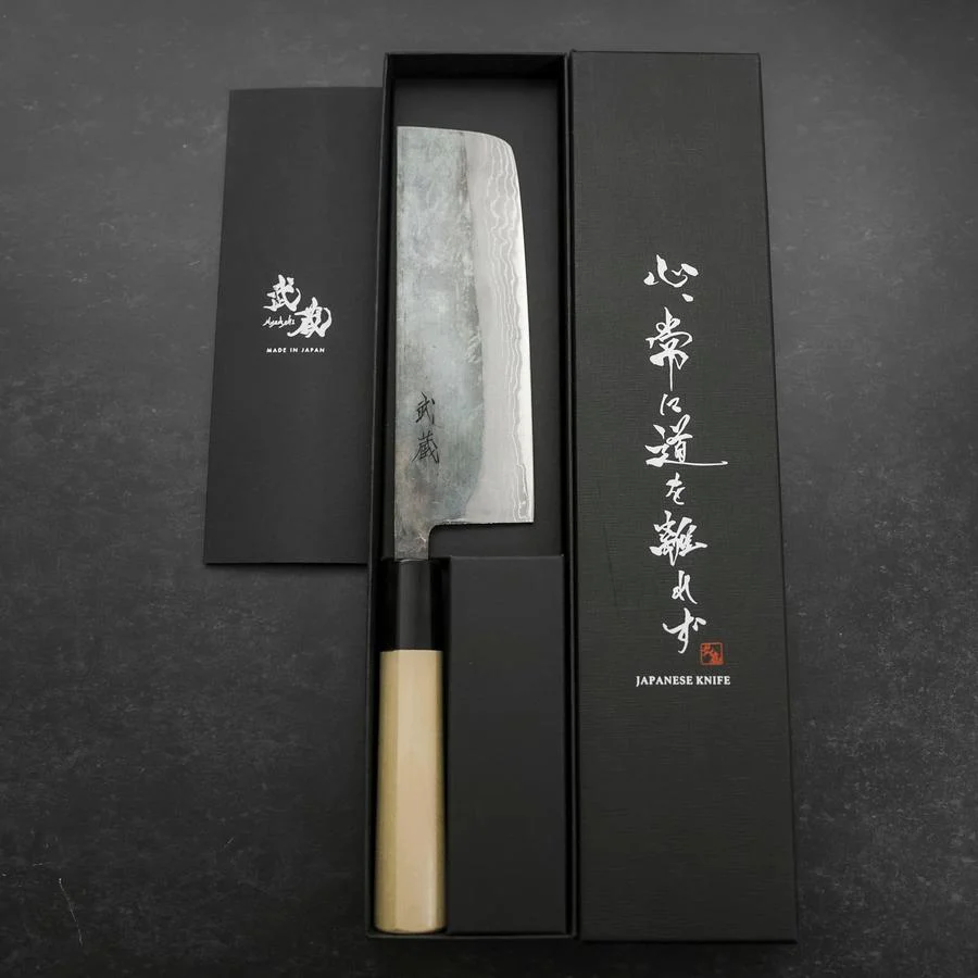 Nakiri White Steel #2 Damast Büffelhorn und Magnolienholz Griff 165mm - Image 8