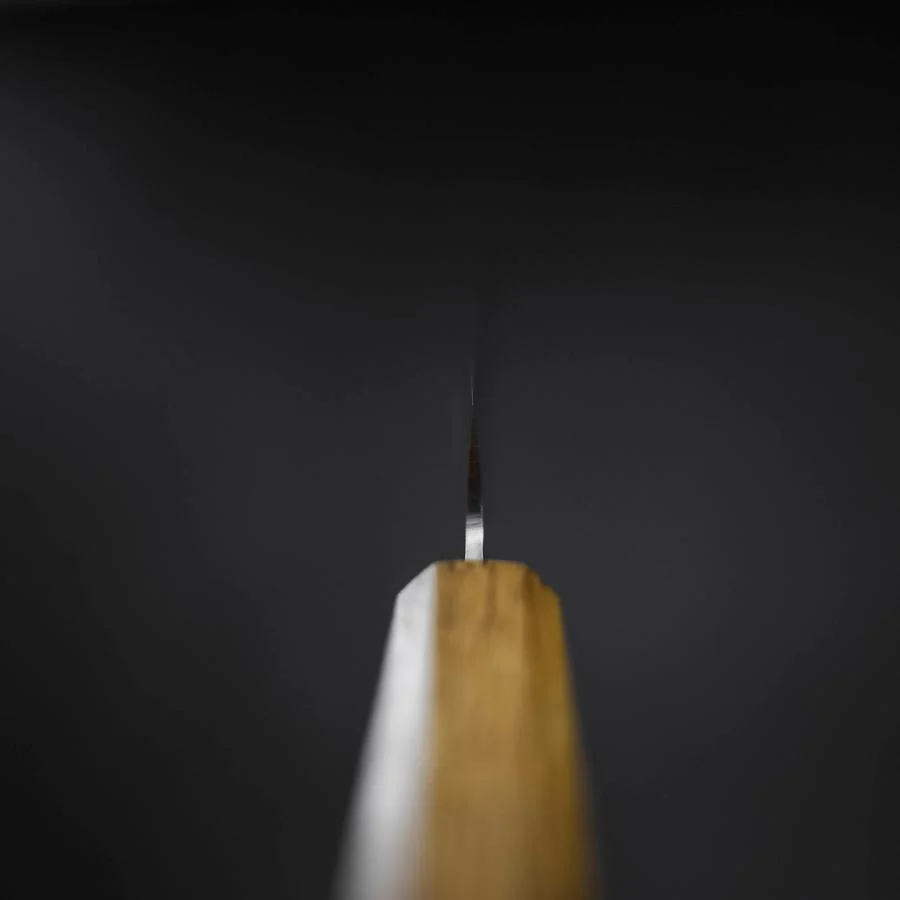 Petty VG-10 Tsuchime Damast Yaki Urushi Griff 150mm - Image 4