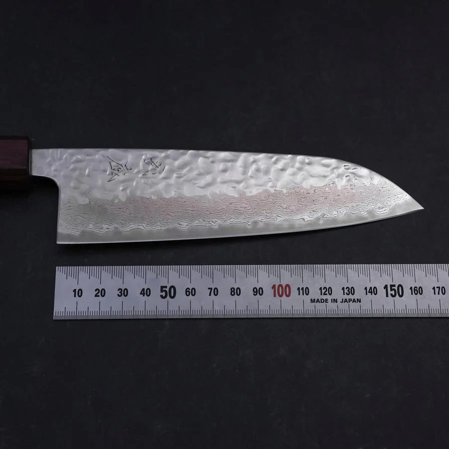 Santoku AUS-10 Kagami Tsuchime Damast Lila Urushi Griff 165mm - Image 6
