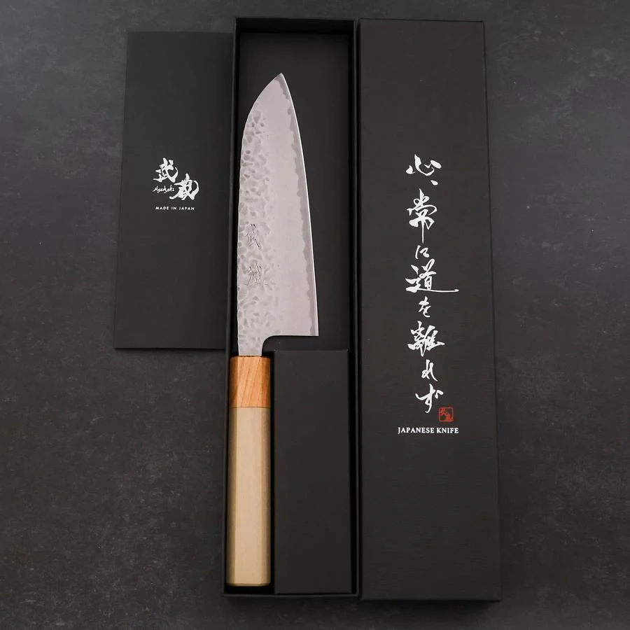 Santoku AUS-10 Tsuchime Damast Zelkove und Magnolienholz Griff 165mm - Image 8
