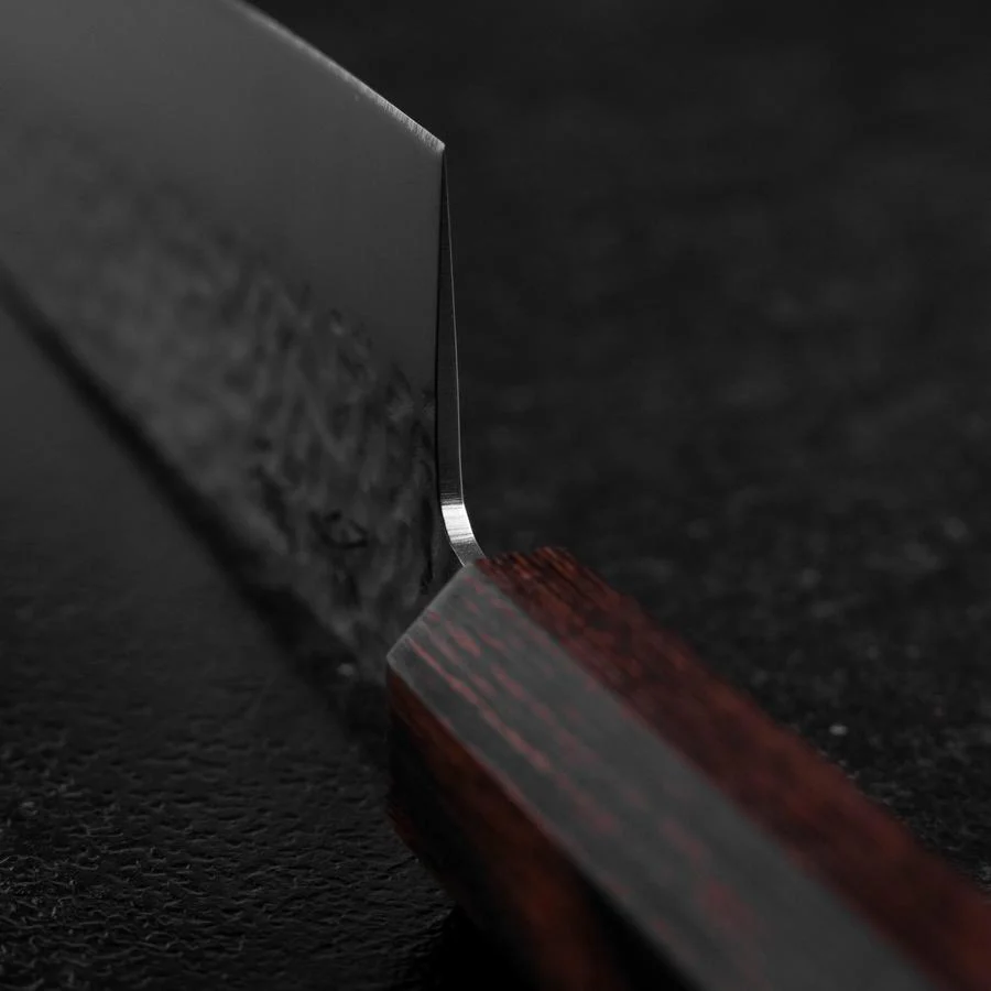 Santoku AUS-8 Tsuchime Mahagoni Griff 180mm - Image 4