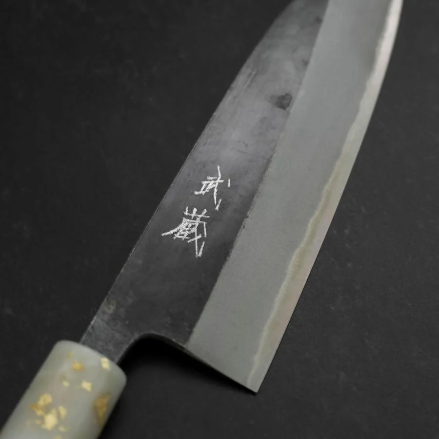 Santoku Blue Steel #2 Kurouchi Weiß-Schwarzer Ozeanplastik Griff mit Blattgold 165mm - Image 3