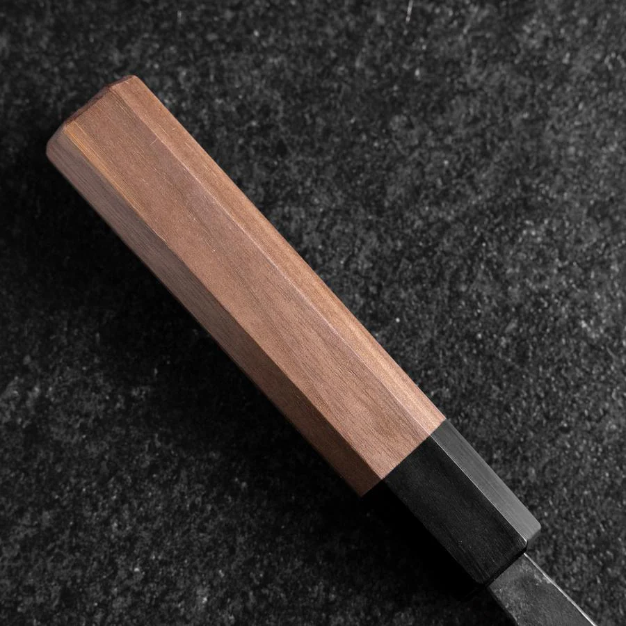 Santoku Blue Steel #2 Edelstahlummantelung Kurouchi Büffelhorn und Walnussholz Griff 165mm - Image 6