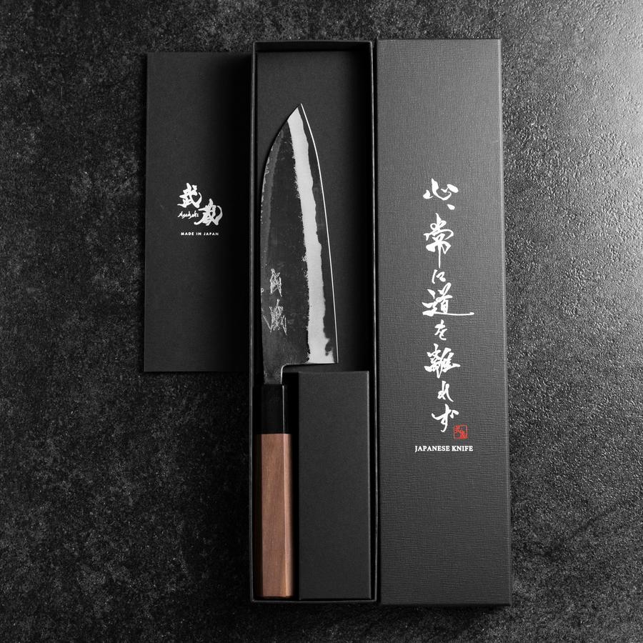 Santoku Blue Steel #2 Edelstahlummantelung Kurouchi Büffelhorn und Walnussholz Griff 165mm - Image 8