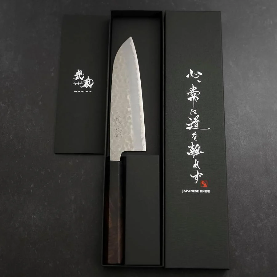 Santoku Edelstahlummantelung Blue Super Tsuchime Büffelhorn und Ebenholz Griff 165mm - Image 8