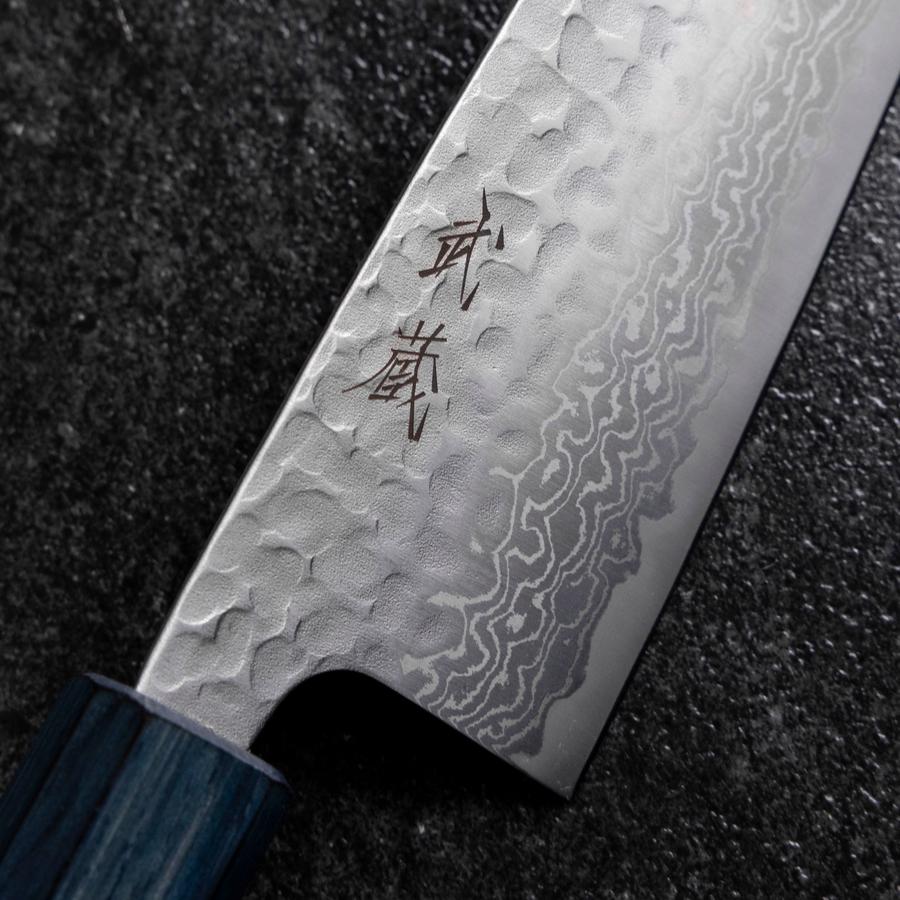 Santoku Silver Steel #3 Tsuchime Damast Dunkelblauer Urushi Griff 170mm - Image 3