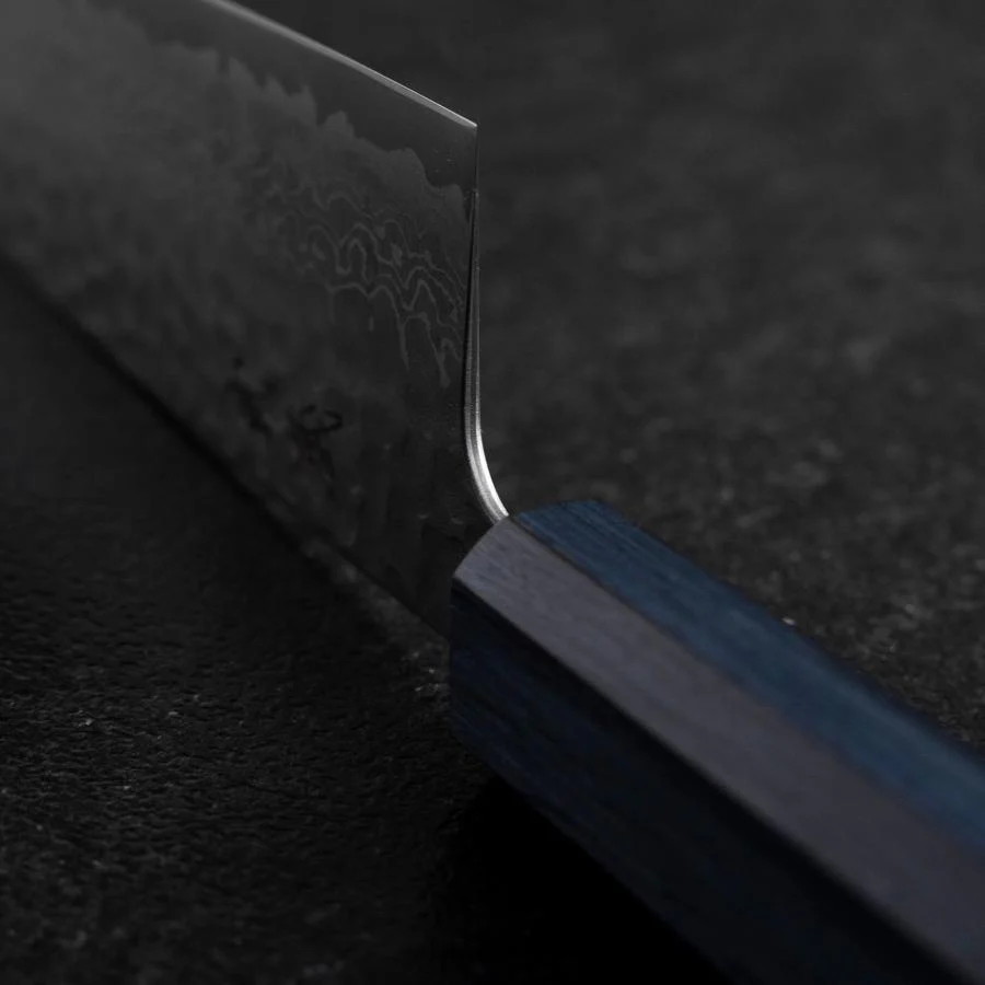 Santoku Silver Steel #3 Tsuchime Damast Dunkelblauer Urushi Griff 170mm - Image 4
