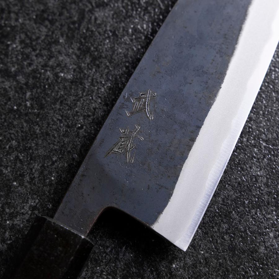 Santoku Edelstahlummantelung Blue Steel #2 Kurouchi Lila Urushi Griff 165mm - Image 3