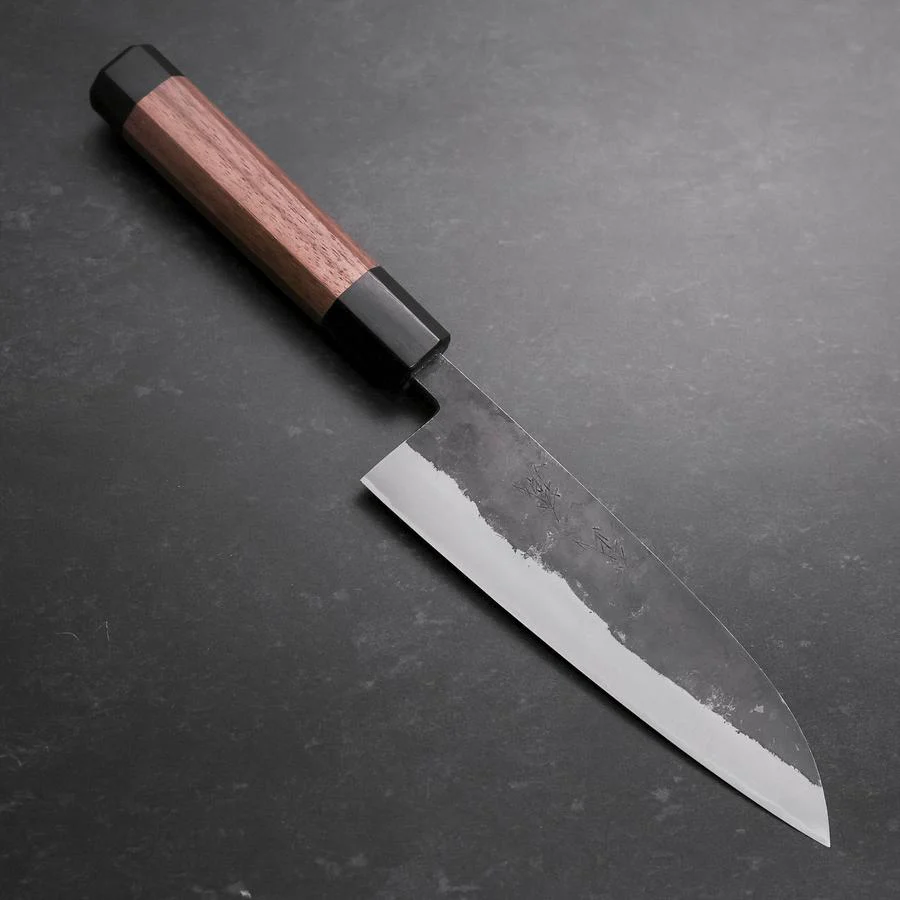 Santoku Blue Steel #2 Edelstahlummantelung Kurouchi Walnussholz Griff 165mm