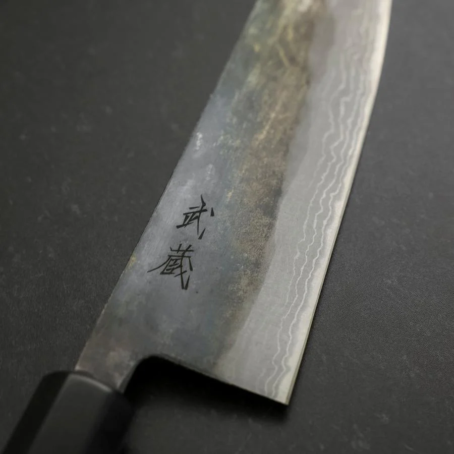 Santoku V-Toku 2 Kurouchi Damast Büffelhorn und Ebenholz Griff 165mm - Image 3