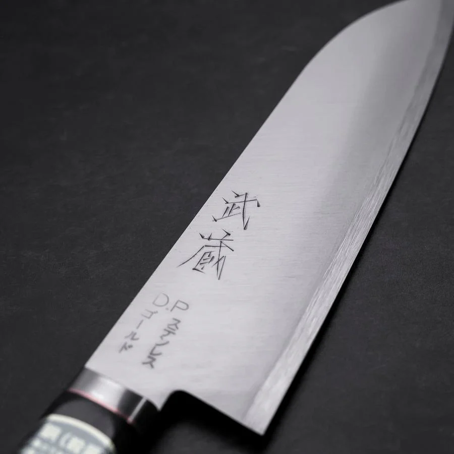 Santoku VG-1 Poliert Westlicher Griff mit Orangenem Inlay 165mm - Image 3