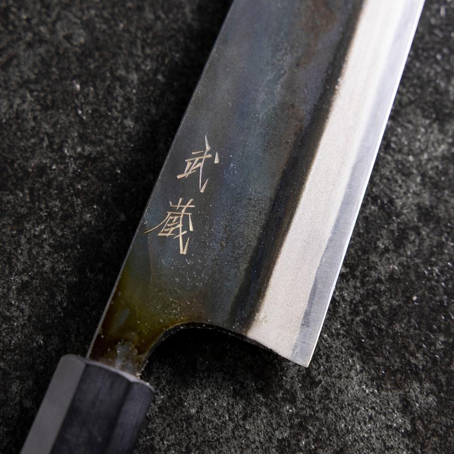 Santoku White Steel #2 Kurouchi Büffelhorn und Magnolienholz Griff 165mm - Image 3
