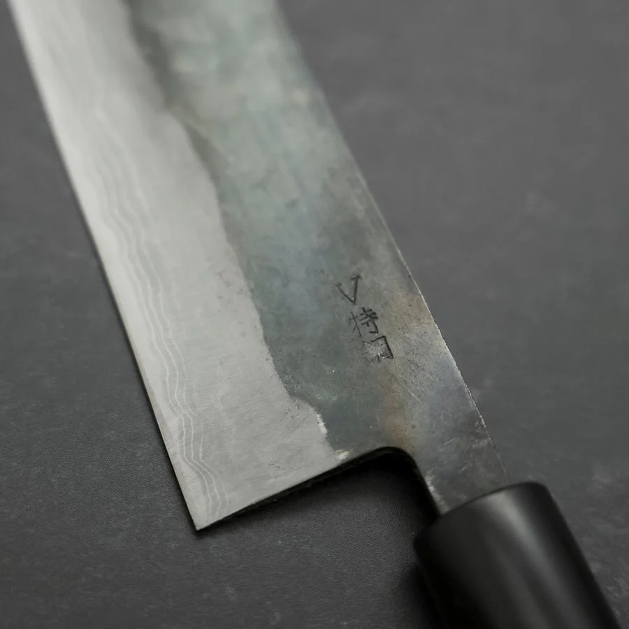 Santoku White Steel #2 Kurouchi Damast Büffelhorn und Magnolienholz Griff 165mm - Image 4