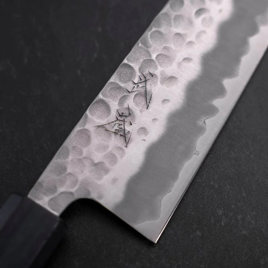 Santoku White Steel #2 Tsuchime Dunkelblauer Urushi Griff 165mm - Image 3