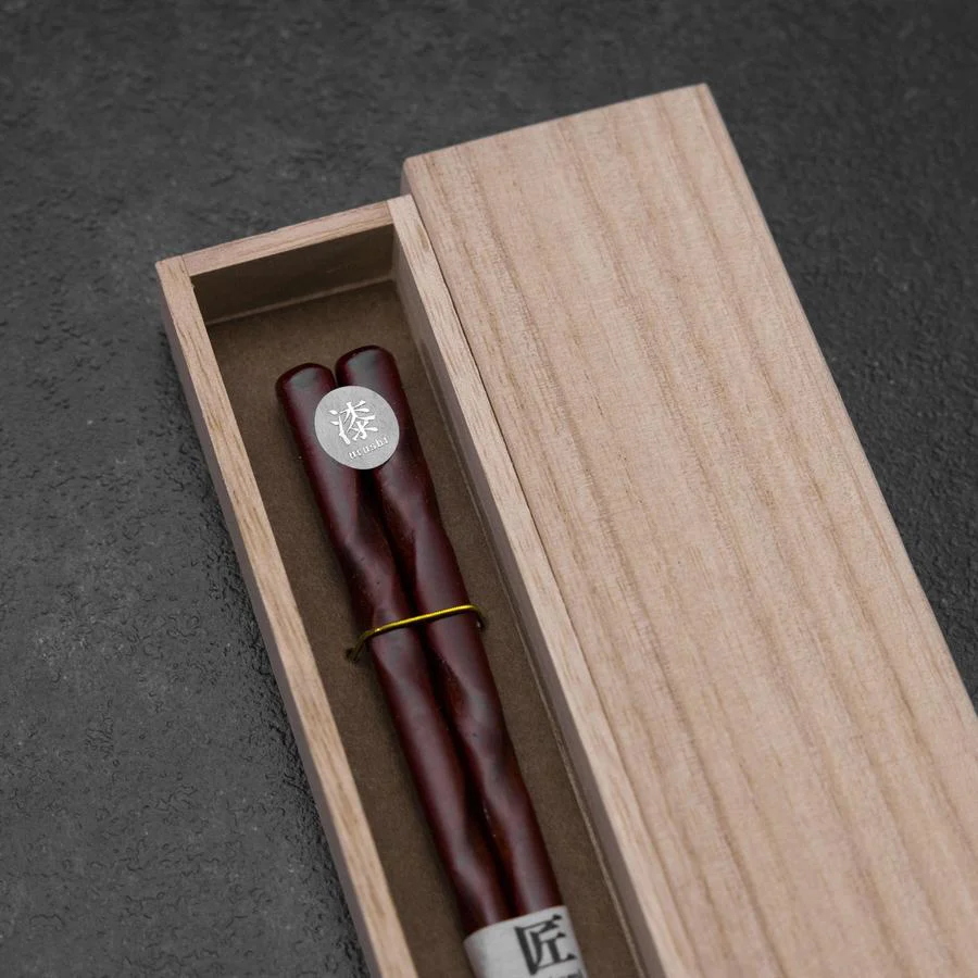 Urushi Hori Benkei Rote Lackierte Essstäbchen aus Holz 210mm mit Paulownia-Holzbox - Image 3