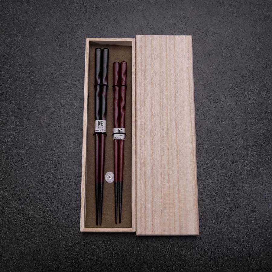 Urushi Hori Benkei Essstäbchen Set Rot 210mm und Schwarz 230mm Lackiertes Holz mit Paulownia-Holzbox