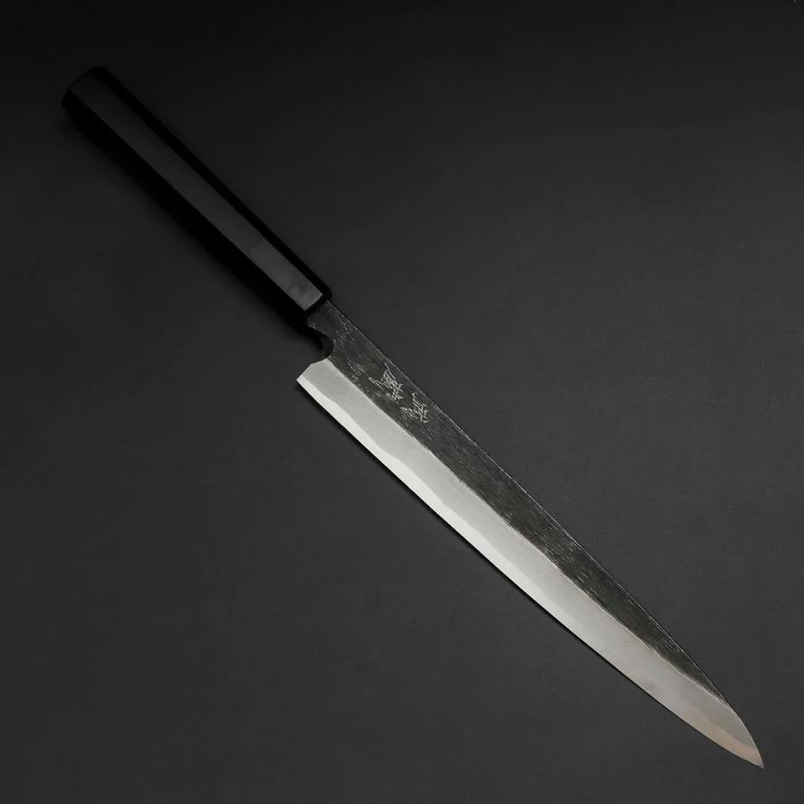 Yanagiba Blue Steel #2 Kurouchi Büffelhorn und Ebenholz Griff 240mm